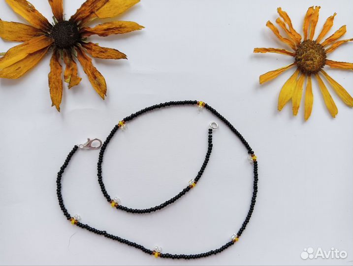 Ожерелье из бисера