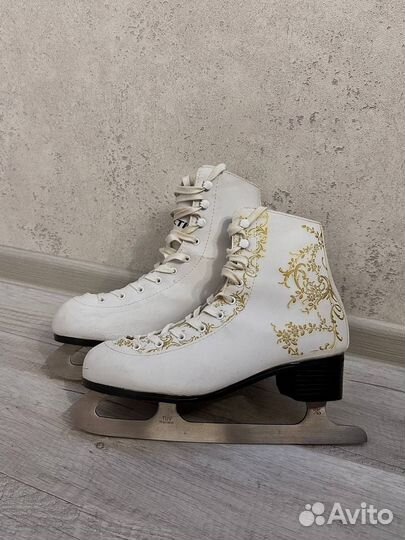 Коньки фигурные