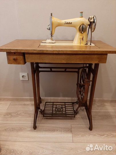 Швейная машина tikka