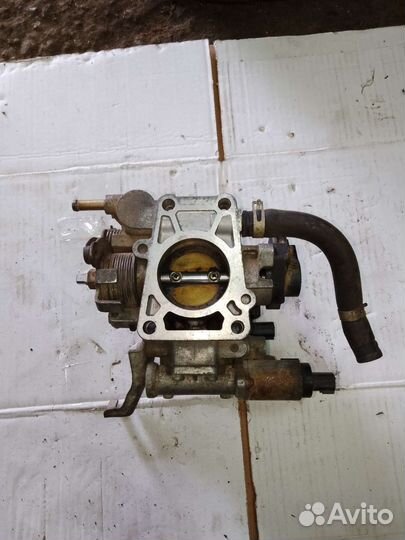 Дроссельная заслонка Nissan Almera n15