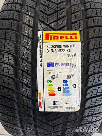 Pirelli Scorpion Winter 295/35 R21 и 315/30 R22