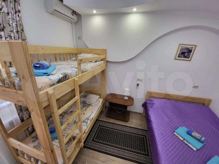 Комната 18 м², 1/4 эт.