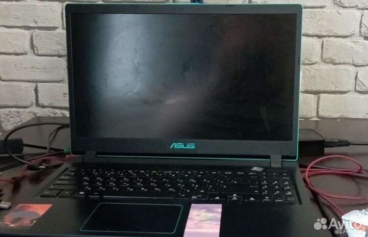 Ноутбук asus