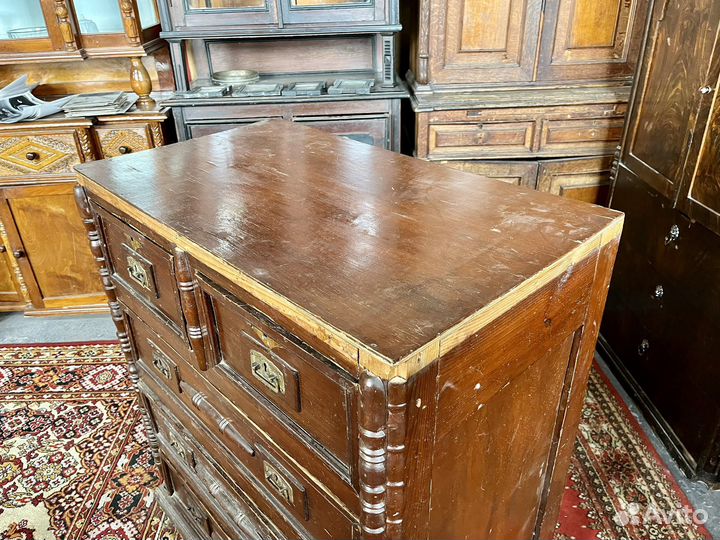 Комод старинный