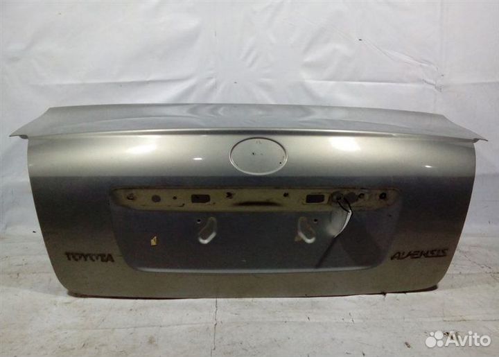 Крышка багажника Toyota Avensis 2 T250 2003-2009