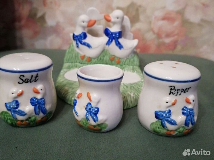 Набор баночек для специй