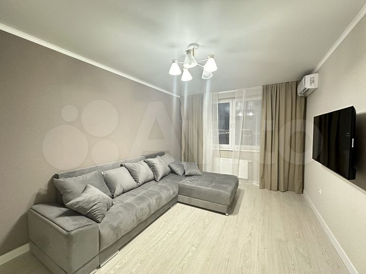 2-к. квартира, 61 м², 16/17 эт.