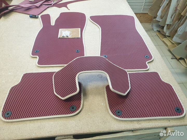 Коврики на Audi A6 (C6)