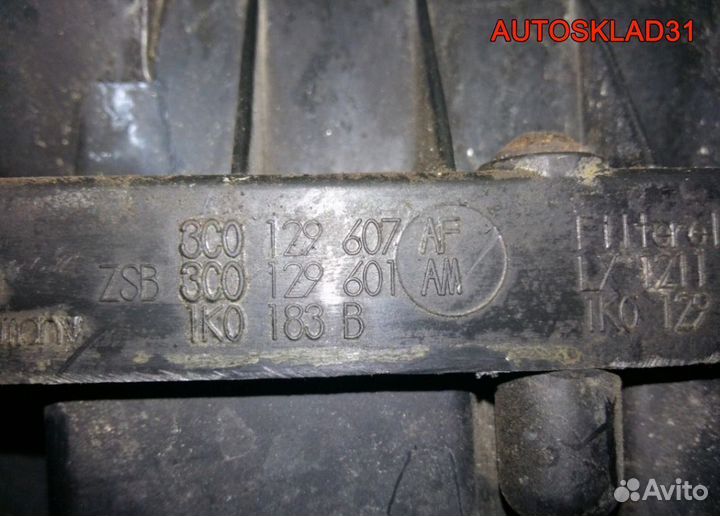 Корпус воздушного фильтра VW Passat B6 3C0129607AF