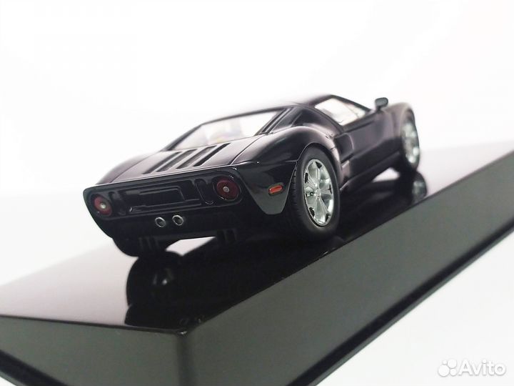 1:43 Ford GT Black