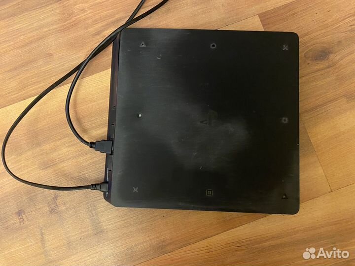 Sony playstation 4 slim