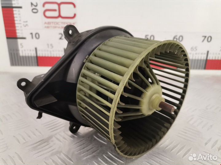 Моторчик печки для Renault Laguna 1 7701042189