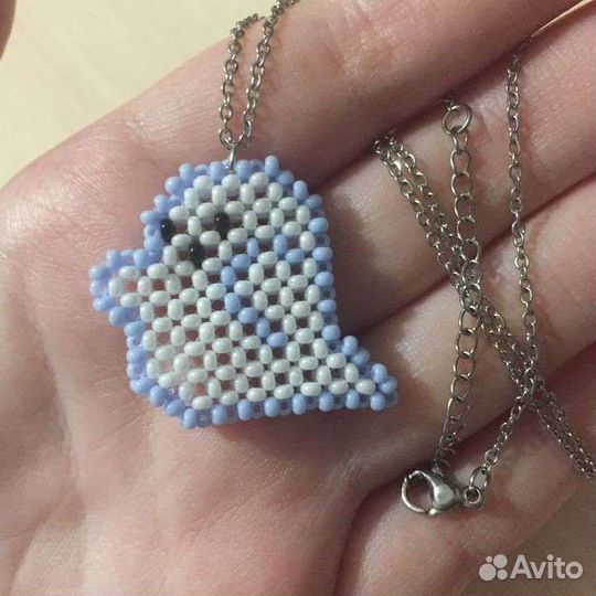 Украшения,фигурки ручная работа из бисера