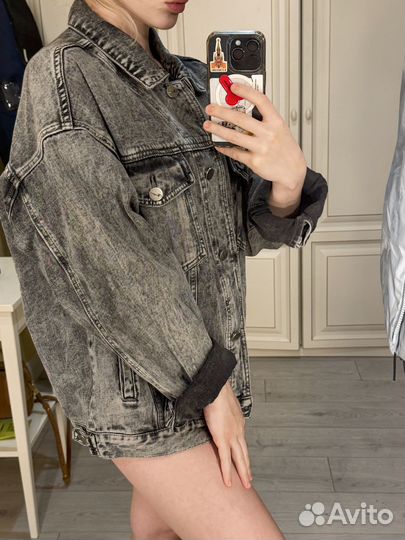 Джинсовая куртка