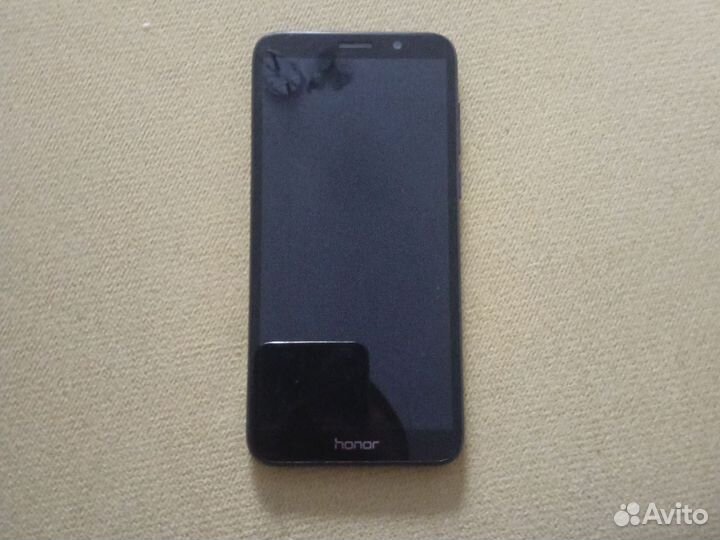 Телефон honor 7а