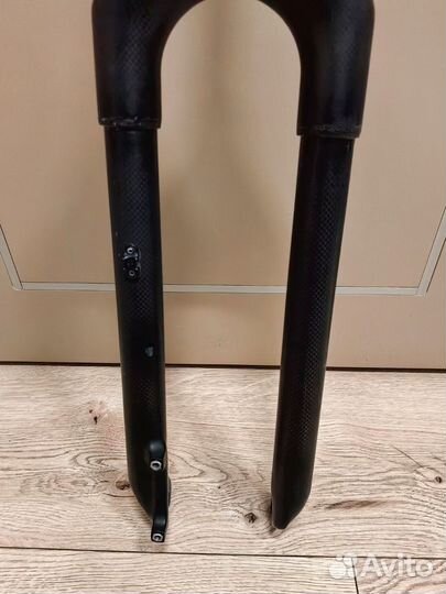 Вилка карбоновая 29