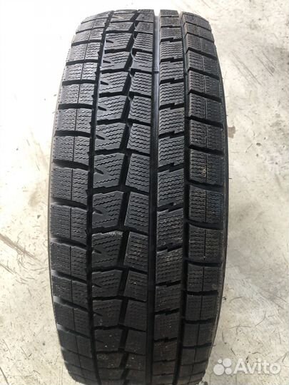 Dunlop SP Winter Maxx WM01 215/65 R16 98