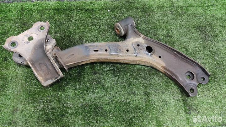 Рычаг передний правый нижний Honda CR-V 3 (RE) 20