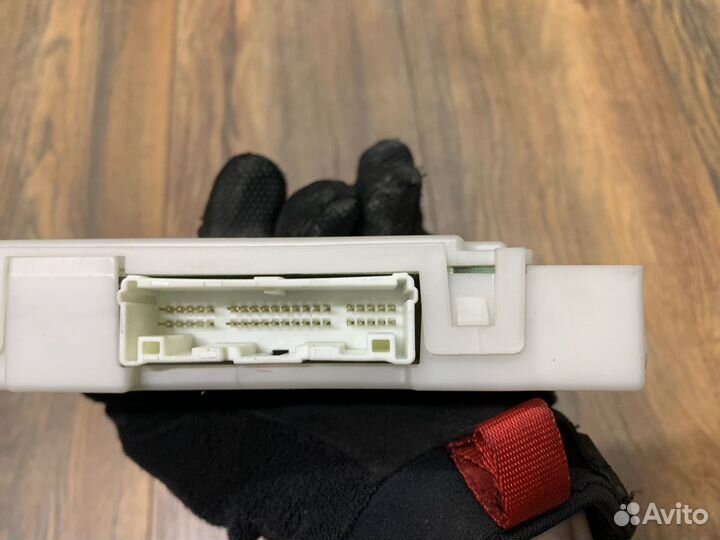 Infiniti QX56/QX80 Блок электронный 277601LK1A