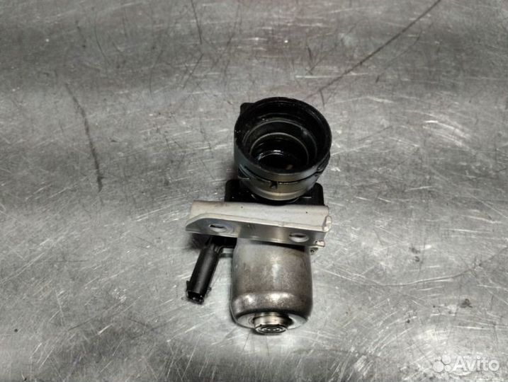 Кран отопителя (печки) Mercedes C-Class W204 M271