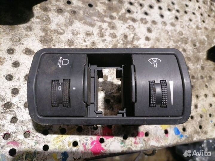 Блок управления света фар Hyundai Elantra 4 (HD)