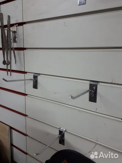 Крючки для экономпанелей