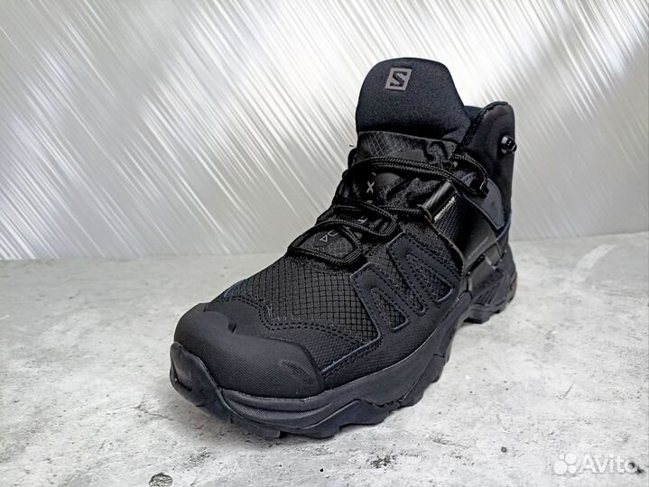 Кроссовки зимние