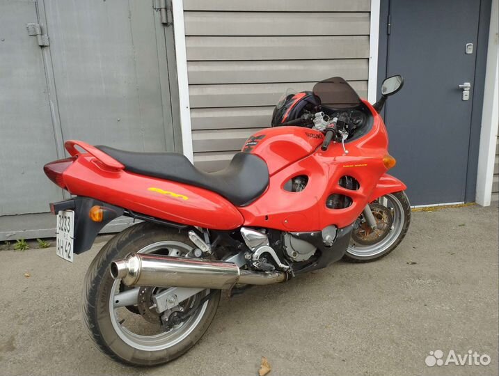 Suzuki gsx 600f Katana