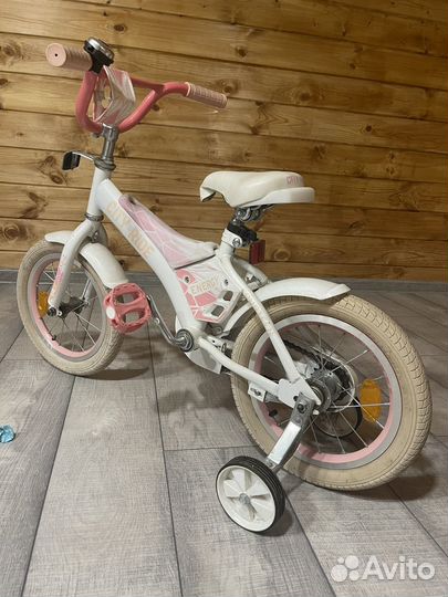 Детский трехколесный велосипед новый