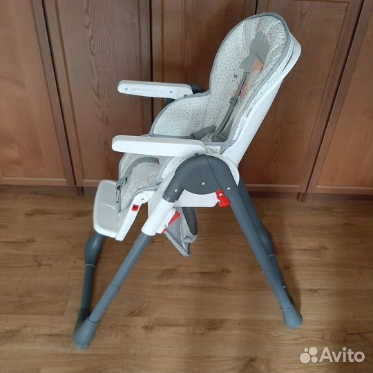 Стульчик для кормления geburt