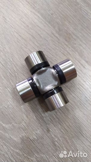 Крестовина полуоси 11988571 для Volvo BL 61/71