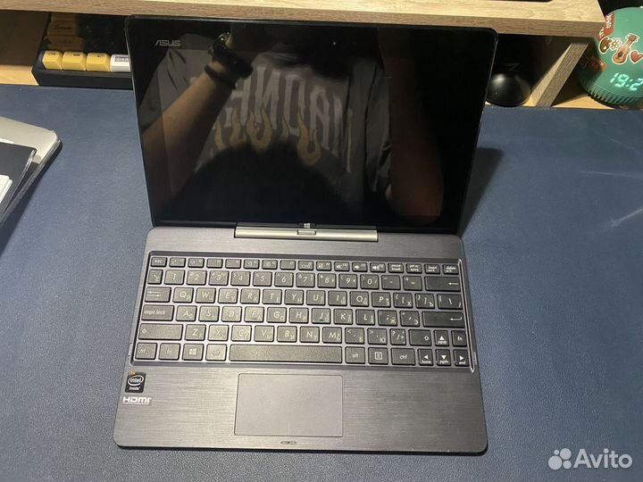 Планшет-трансформер Asus T100TA
