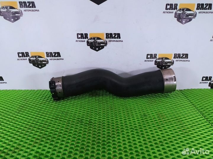 Патрубок интеркулера правый N47D20 2.0 дизель