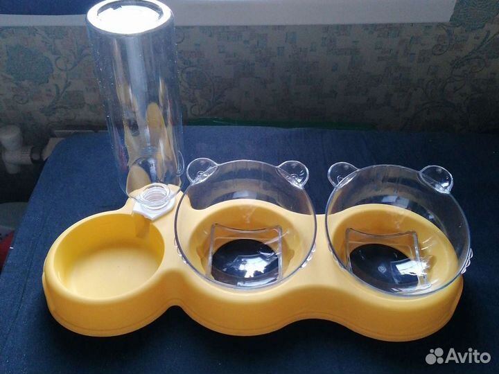 Кормушка для кошек и собак