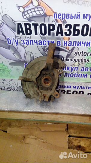 Кулак поворотный передний левый Nissan Qashqai