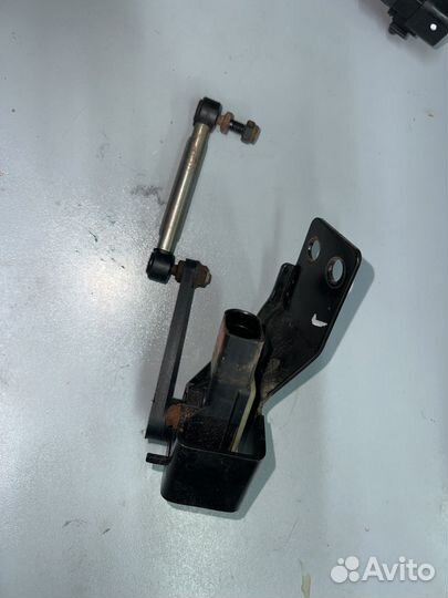 Датчик дорожного просвета Genesis G80 92190-B1090