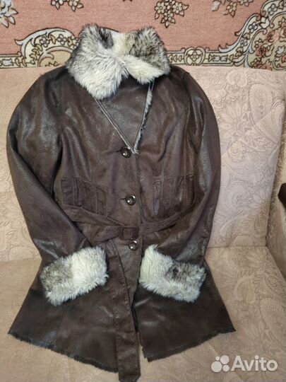 Дубленка облегченая женская, осенняя