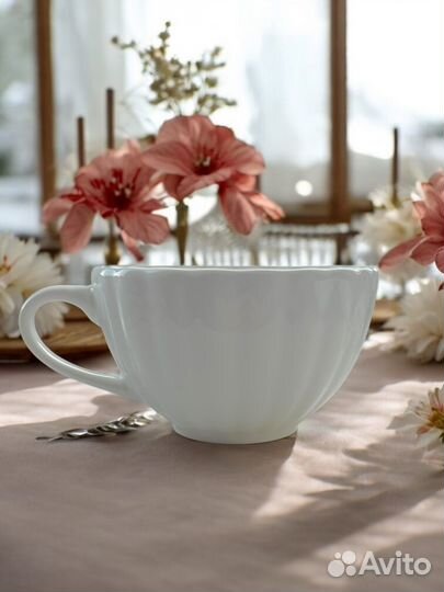 Чашка фарфоровая с блюдцем