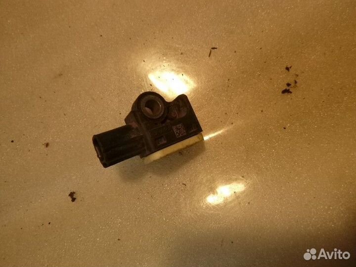 Датчик AIR BAG ford focus focus III 2011