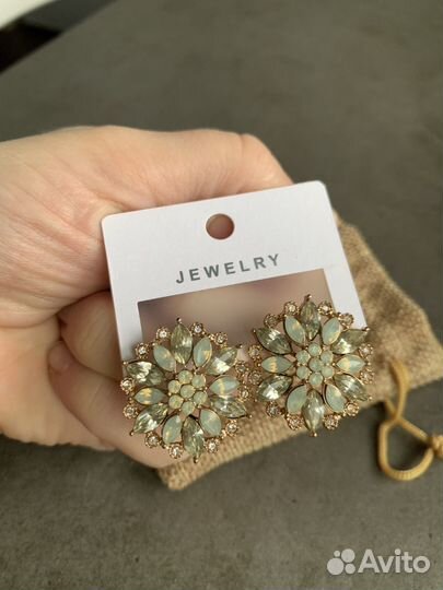 Крупные серьги бижутерия