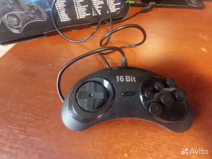 Игровая приставка Titan 16 бит