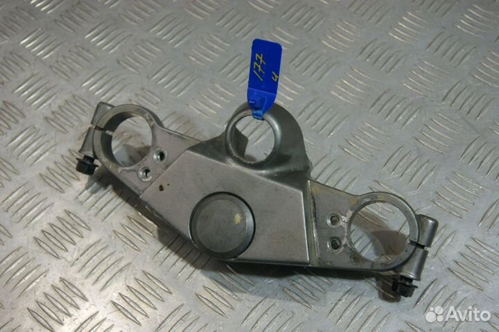 Траверса верхняя Kawasaki ZZR1100-1, ZXT10C