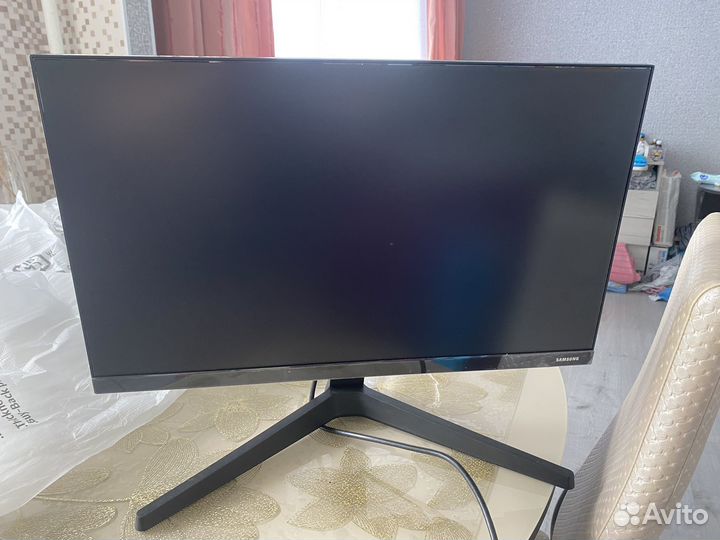 Монитор Samsung F22