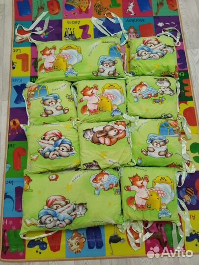 Бортики в кроватку