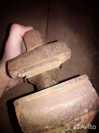 Продам тиски