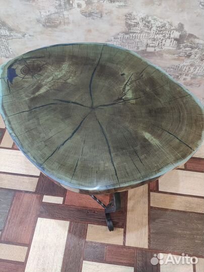 Журнальный столик из эпоксидной смолы