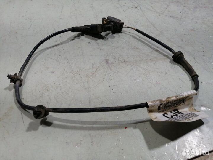 Датчик abs задний правый Ford Focus 2 седан 1.8