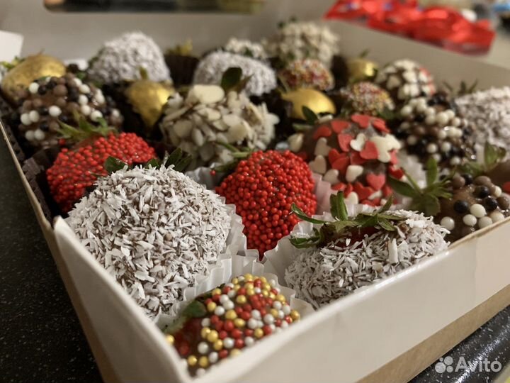 Клубника в шоколаде, подарок