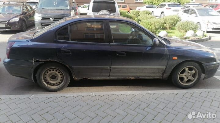 Hyundai Elantra 1.6 МТ, 2005, битый, 350 000 км