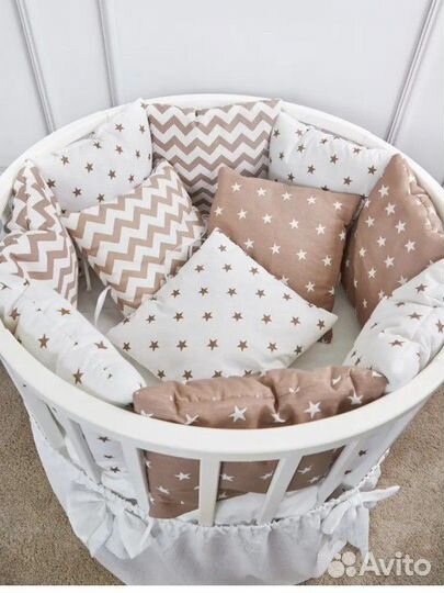 Бортики в кроватку новые + одеяло